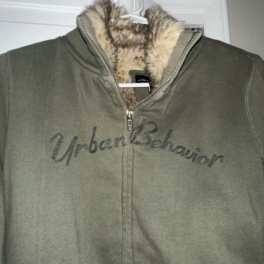 Urban Behavior Fur Zip Up Sweater - Picture 2 of 8